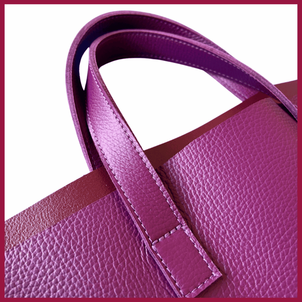 Detail interior Archi Bag unlined leather robust structure organization